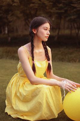 少年白马醉春风